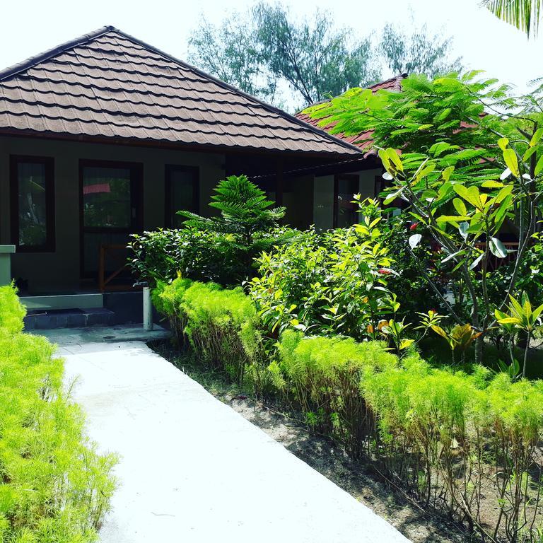 Fantastic Cottages Gili Meno Buitenkant foto